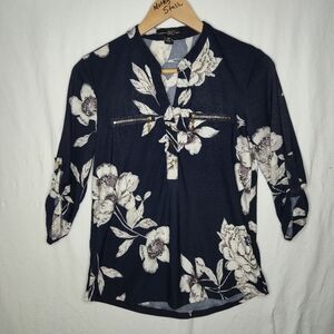 Inc. Ladies 3/4 Sleeve Blouse With Button Front Floral Blue Size Small